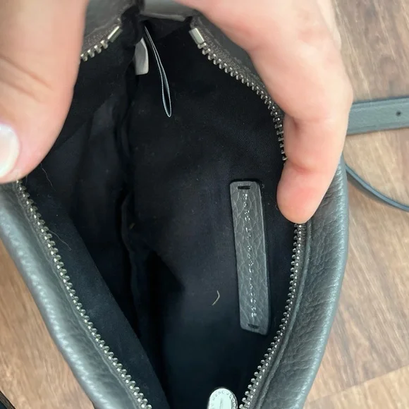 Marc Jacobs Grey Crossbody EUC - Picture 7 of 9